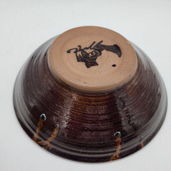 Signed Studio Pottery Bowl Bowl Vegetables Carrots Peas Radishes 9.5" - Picture 8 of 8